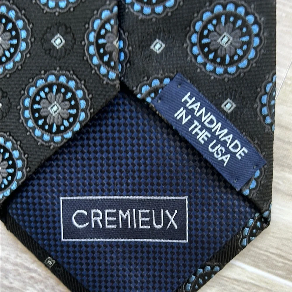 Daniel Cremieux Black and Blue Men's Tie